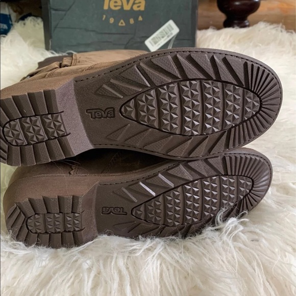 Teva Ellery boots - Picture 8 of 12